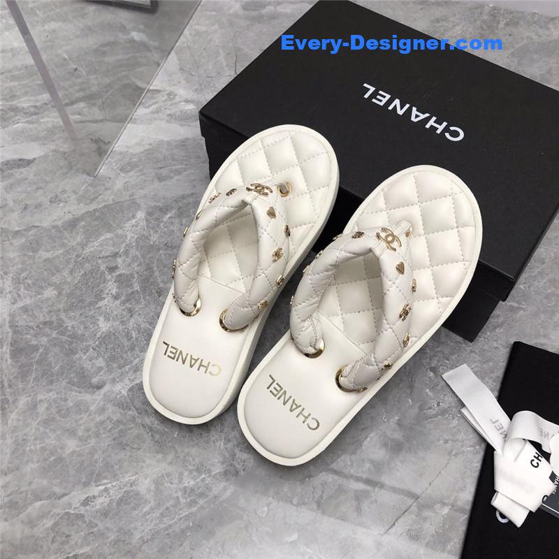 CC explosion Iogo slippers