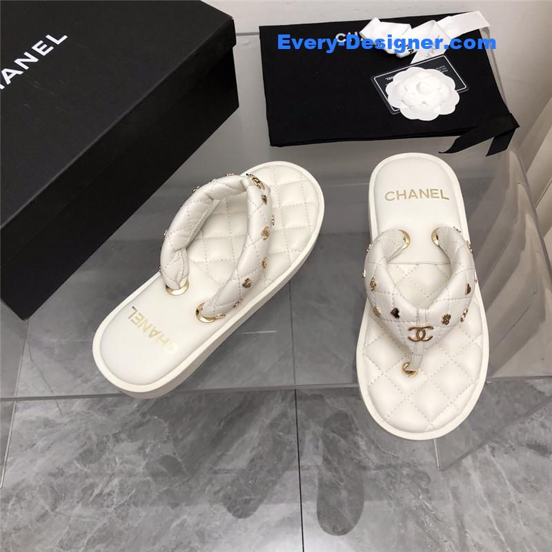 CC explosion Iogo slippers