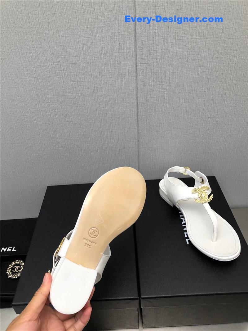 CC new C buckle sandals