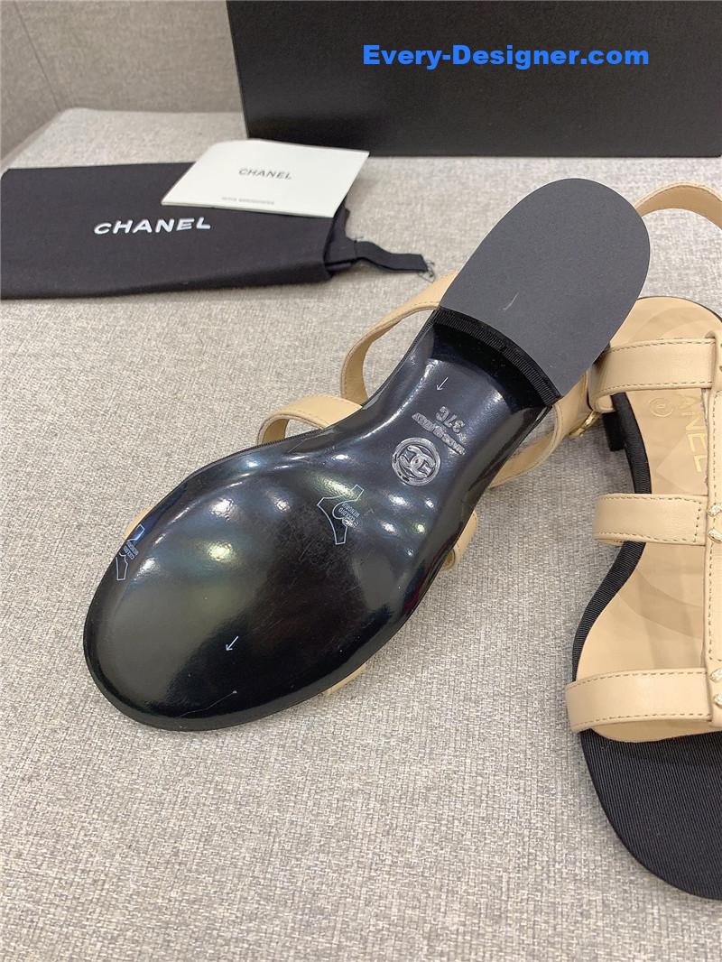 CC new flat sandals