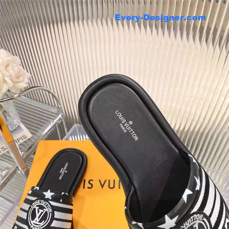 l0vis Vvtt0n lv counters feature the latest slippers