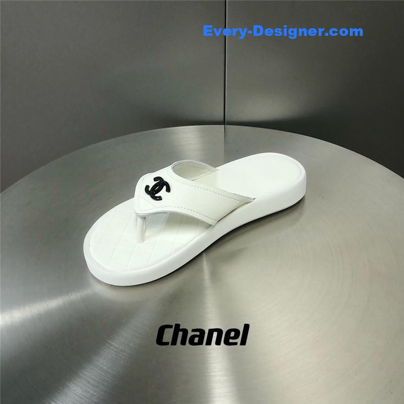 CC flip flops