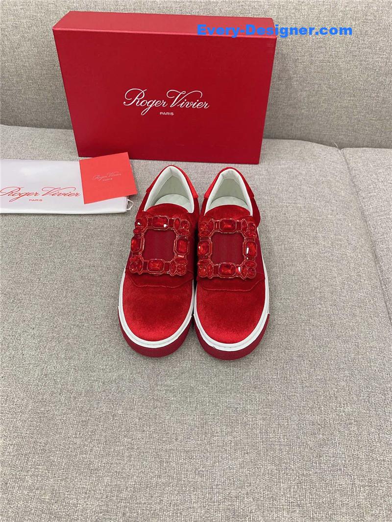 roger u1u1er new d1am0nd buckle casual shoes