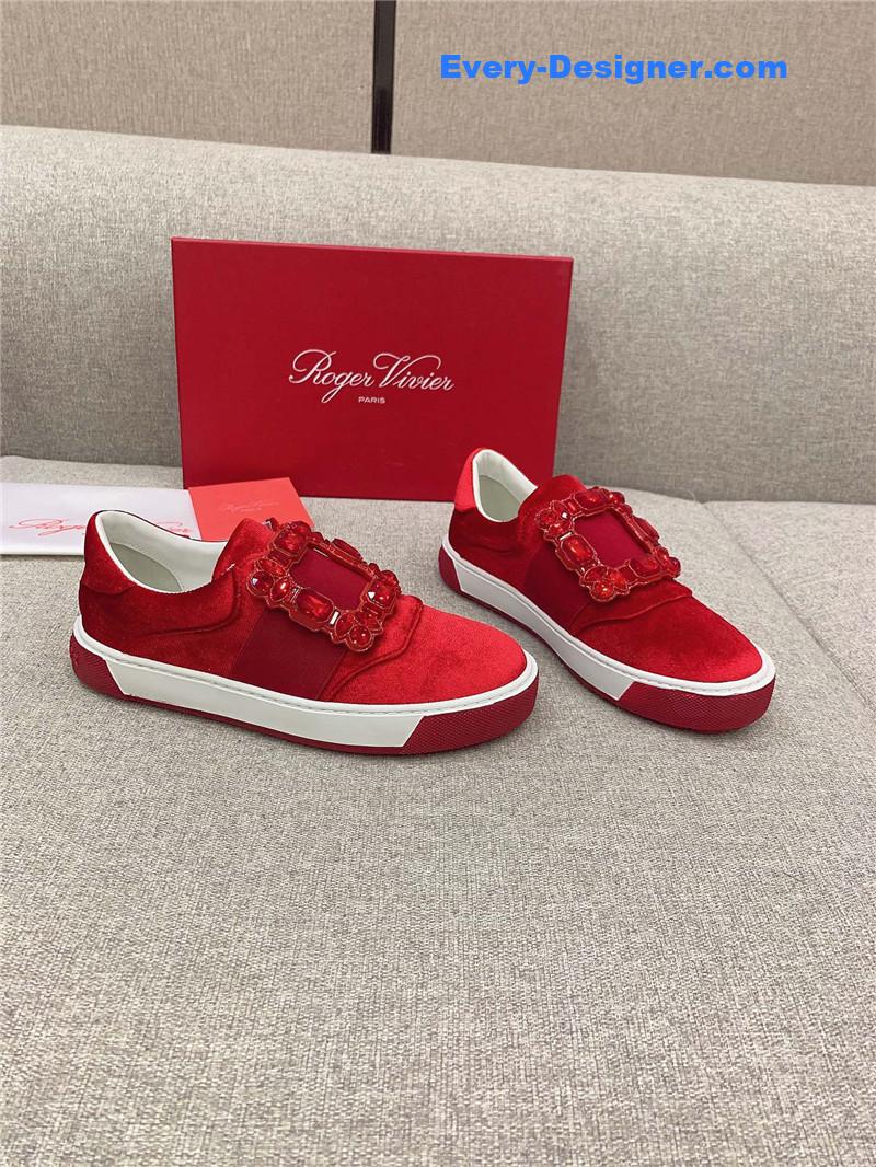 roger u1u1er new d1am0nd buckle casual shoes