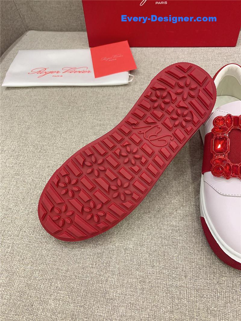 roger u1u1er new d1am0nd buckle casual shoes