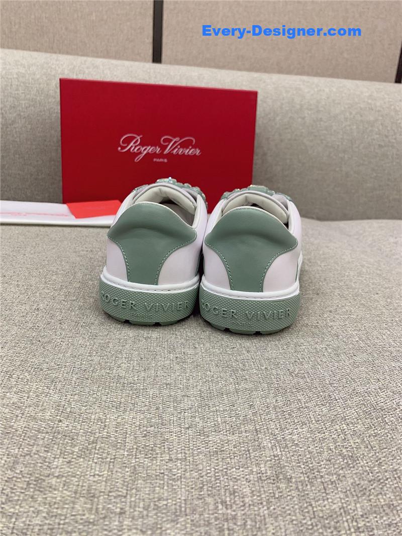 roger u1u1er new d1am0nd buckle casual shoes