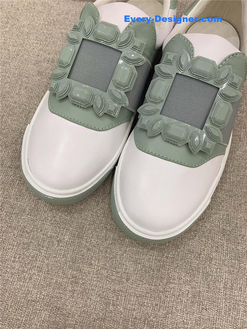 roger u1u1er new d1am0nd buckle casual shoes
