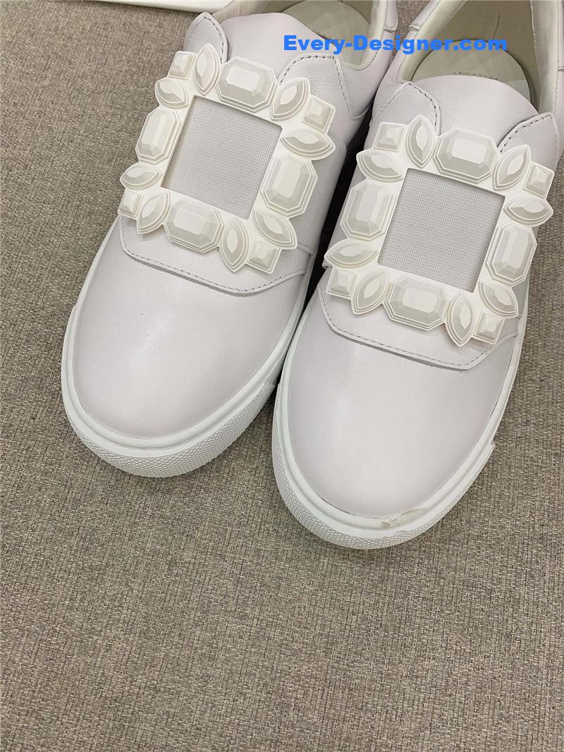 roger u1u1er new d1am0nd buckle casual shoes