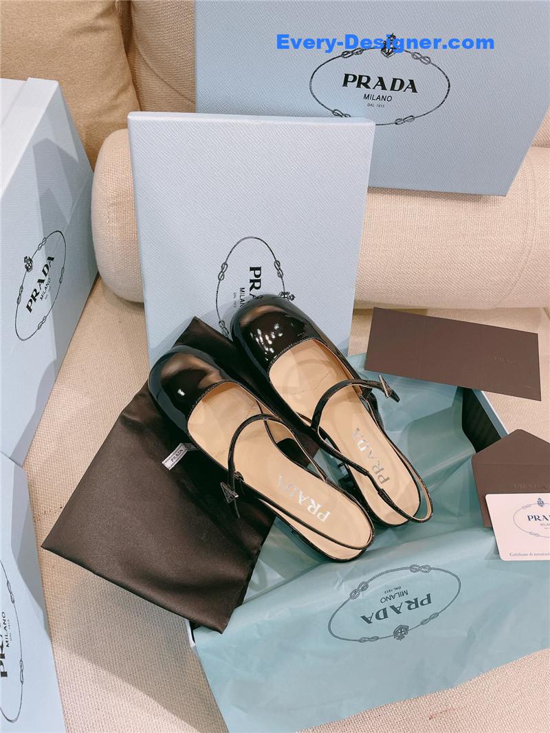 Pra*a patent leather back strap mary jane round toe sandals