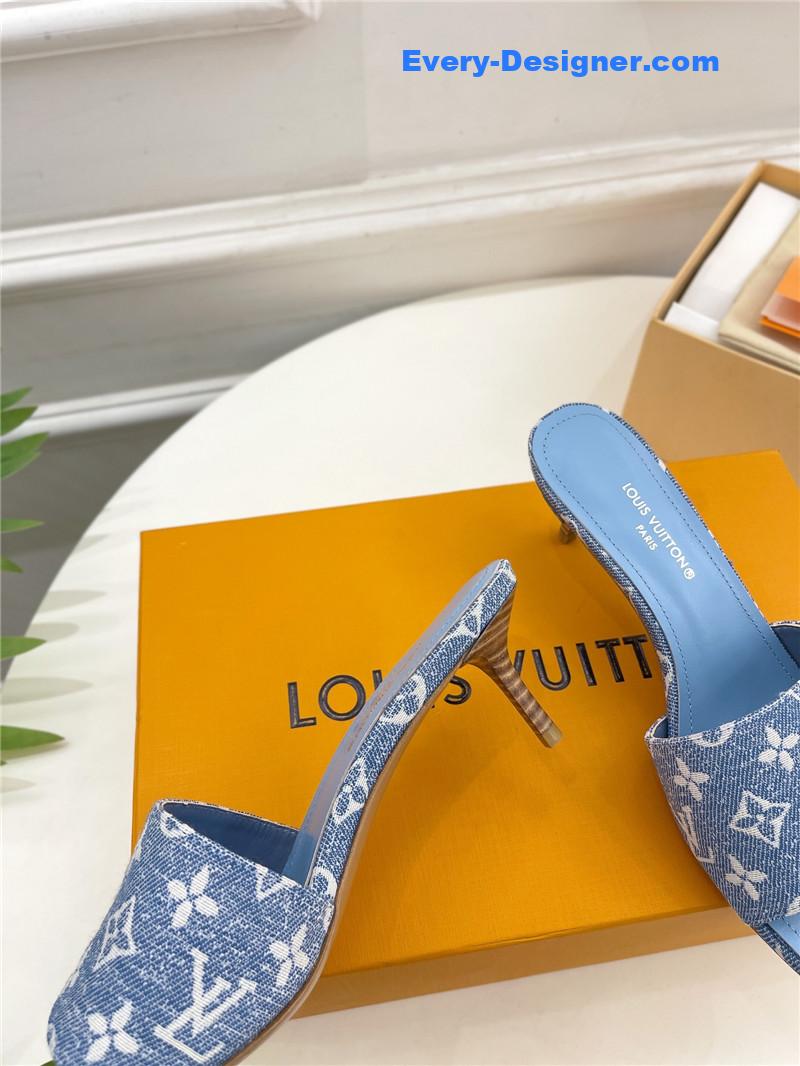 l0vis Vvtt0n lv latest slippers