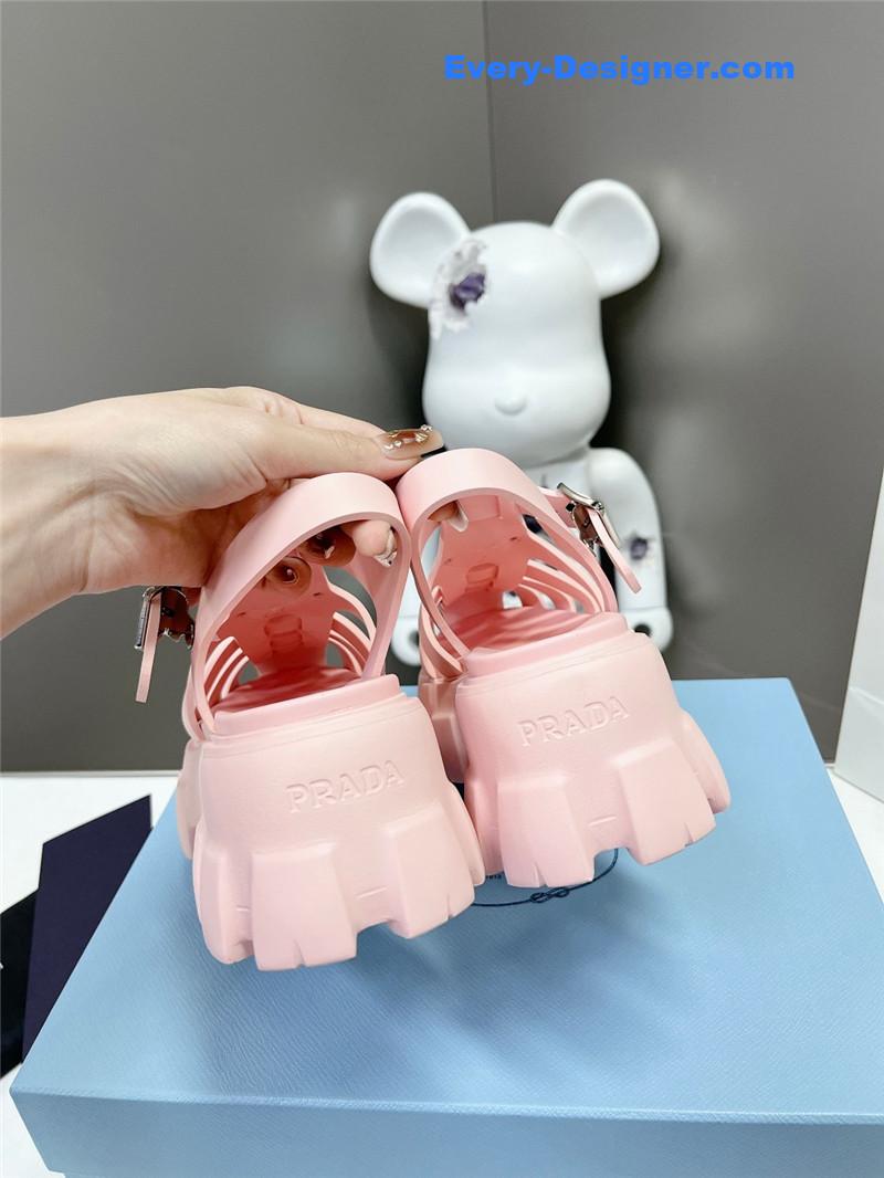 Pra*a zigzag roman braid platform rubber sandals