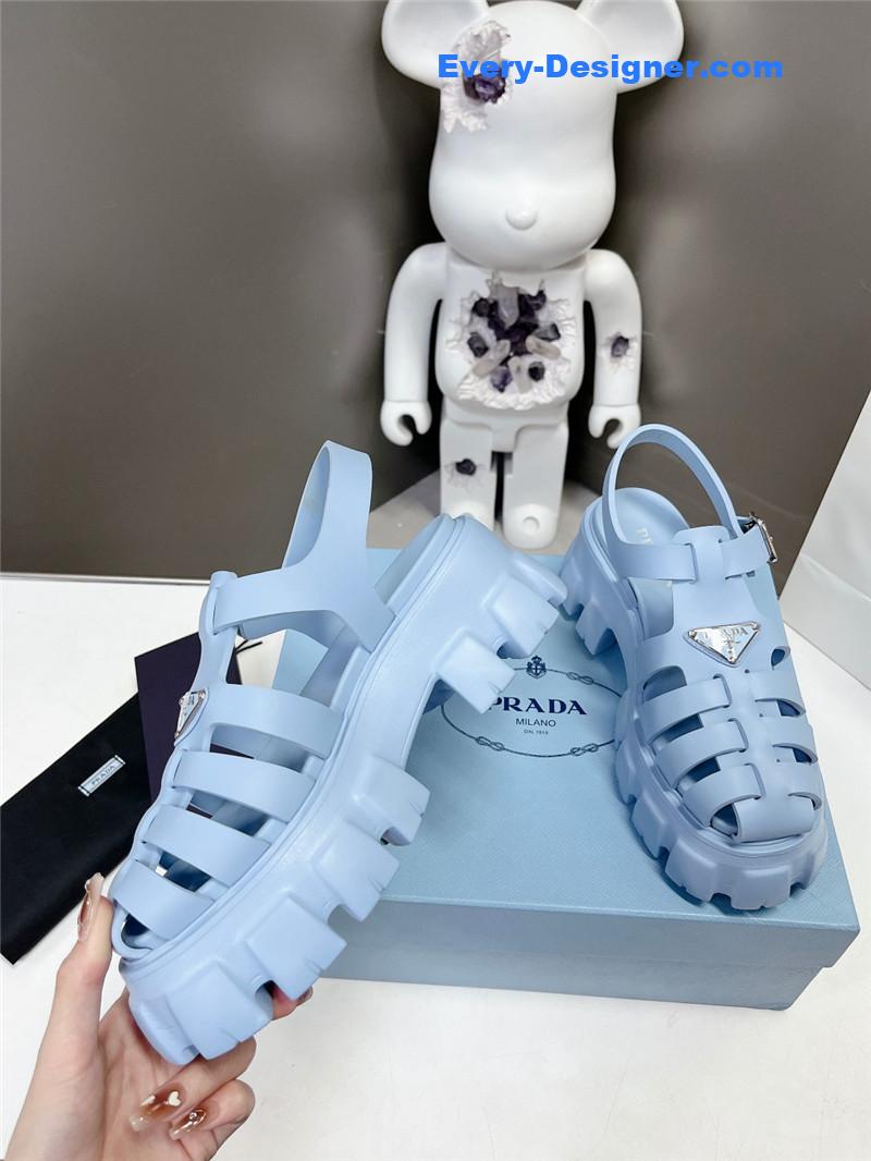 Pra*a zigzag roman braid platform rubber sandals