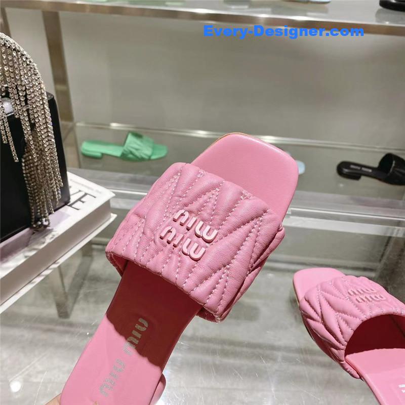 M1um1u flat lambskin sandal slippers
