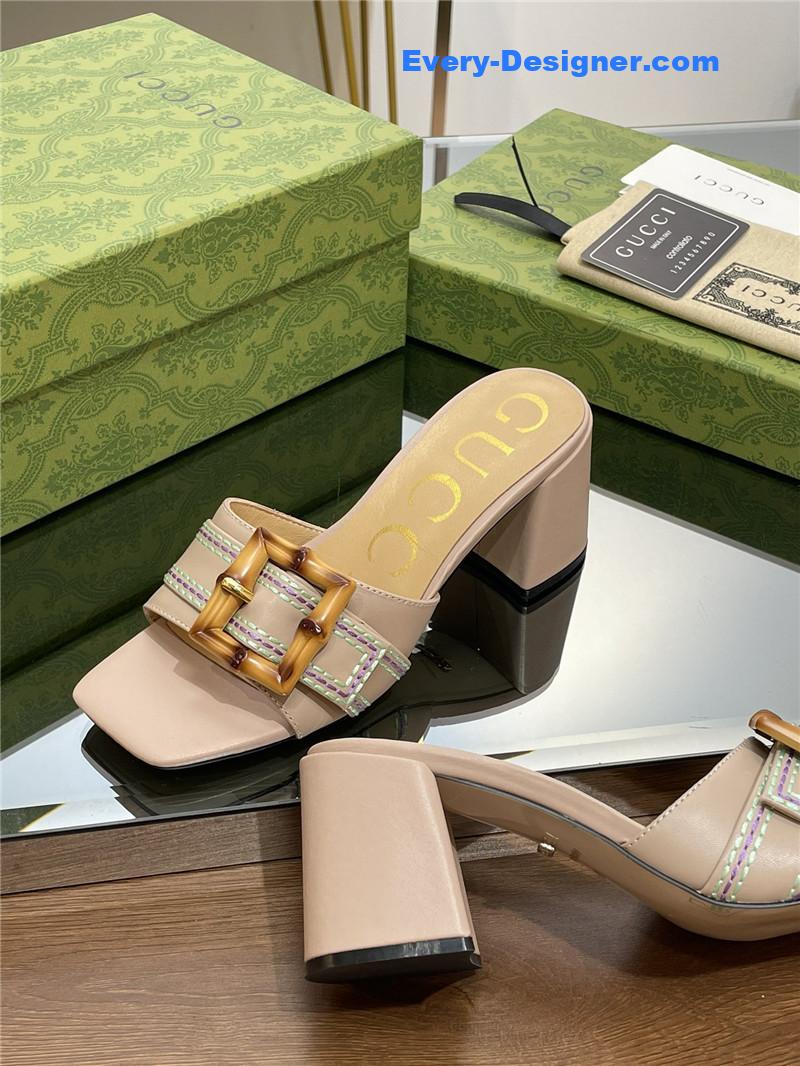 Gvc*1 chunky heel bamboo buckle sandals