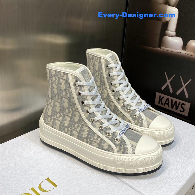 D10r couple models thick bottom strap high top casual shoes
