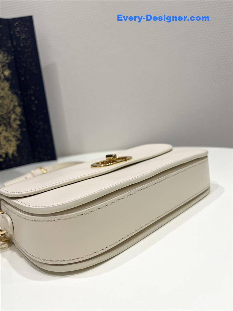 D10r 30 montaigne avenue bag