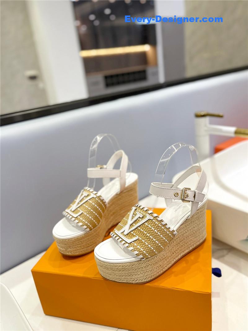 l0vis Vvtt0n lv platform sandals