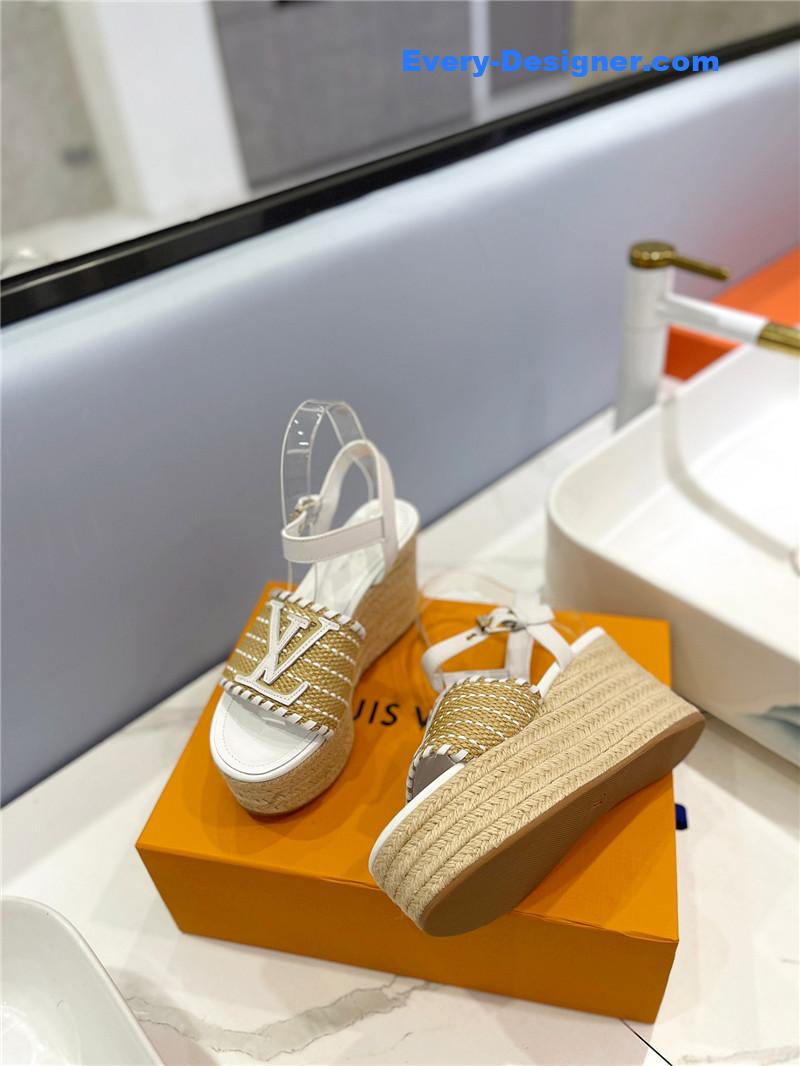 l0vis Vvtt0n lv platform sandals