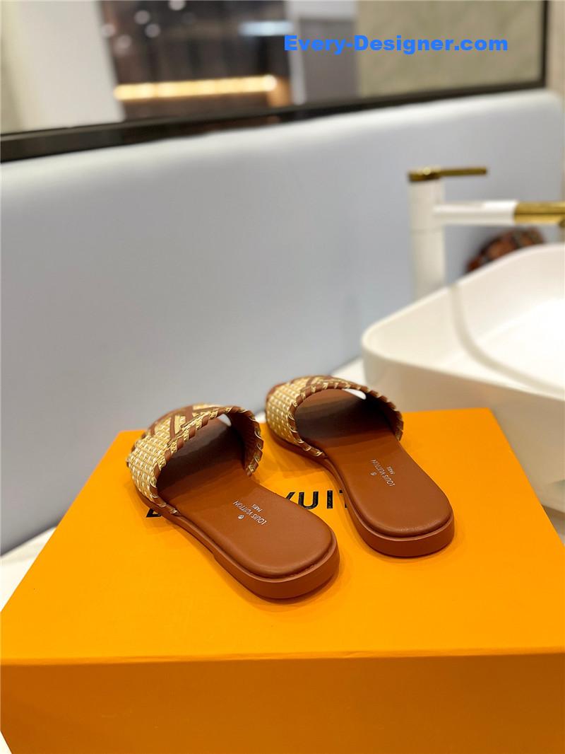 l0vis Vvtt0n lv logo flat slippers