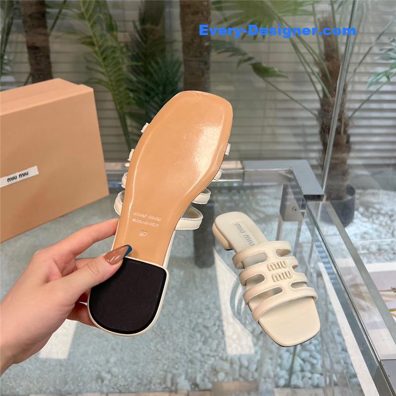 M1um1u new flat slippers