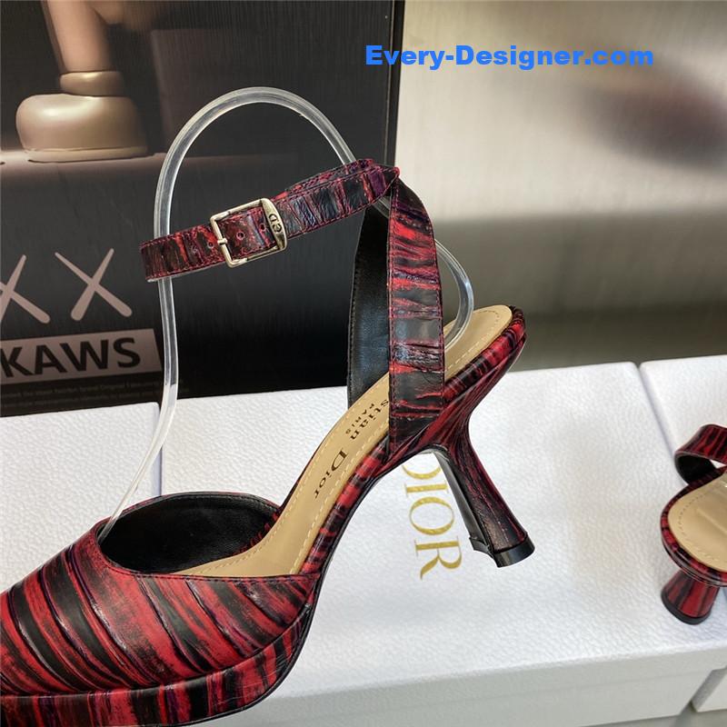 D10r metal buckle platform muller women’s sandals