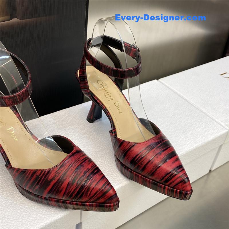 D10r metal buckle platform muller women’s sandals