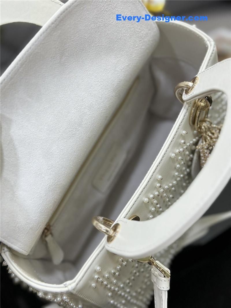 lady D10r five-frame embroidered white pearl bag