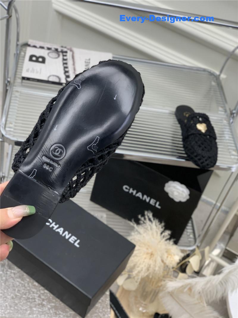 CC hollow Roman slippers