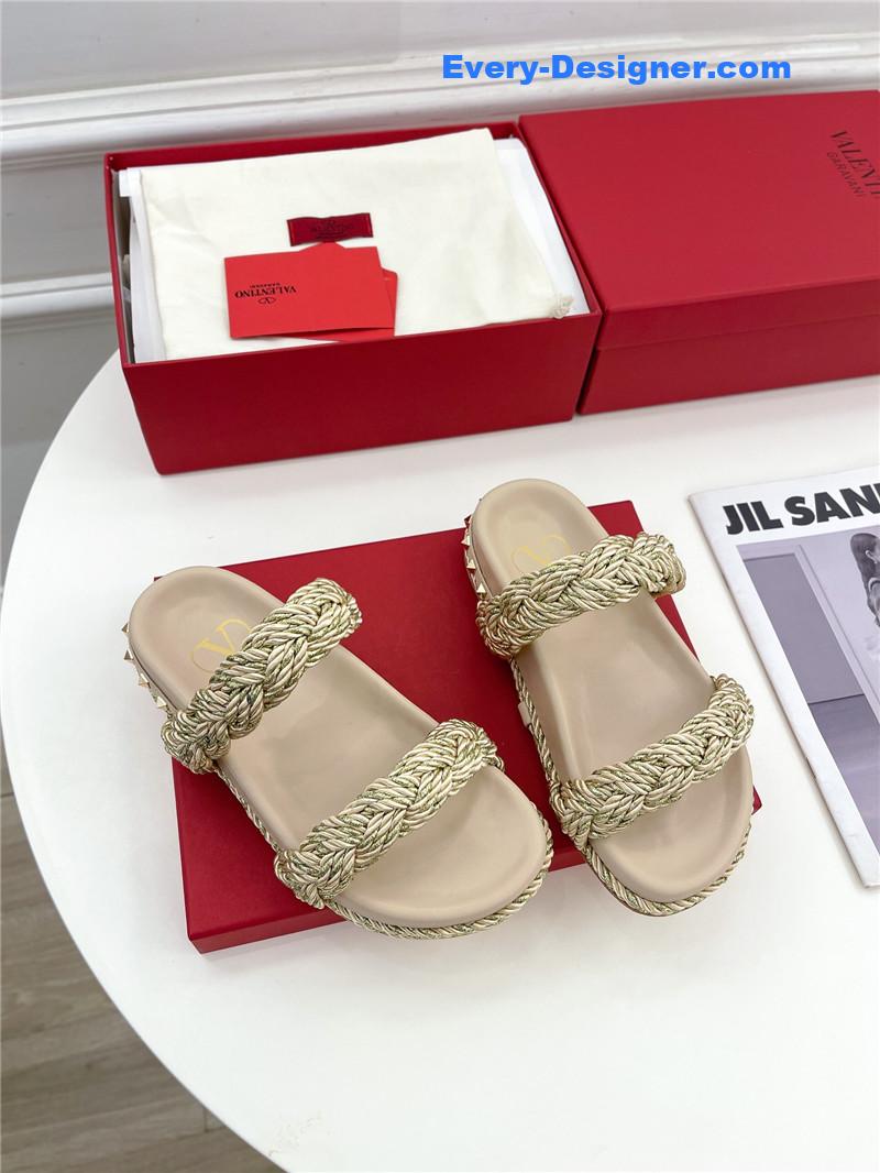 Va1e*ntin0 hand woven slippers