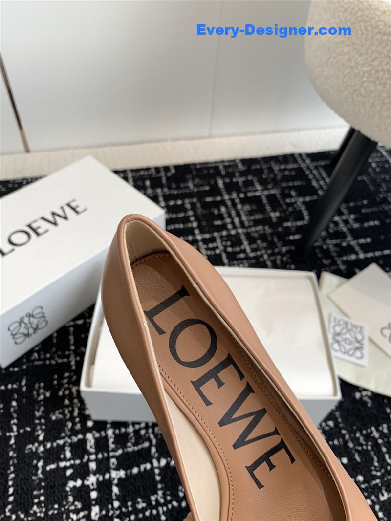 L0ew* round toe vase heel shoes