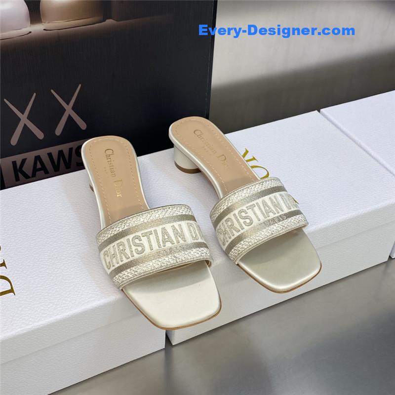 D10r new flip flops color matching women’s shoes