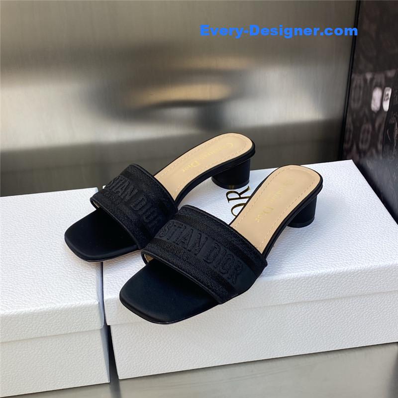 D10r new flip flops color matching women’s shoes
