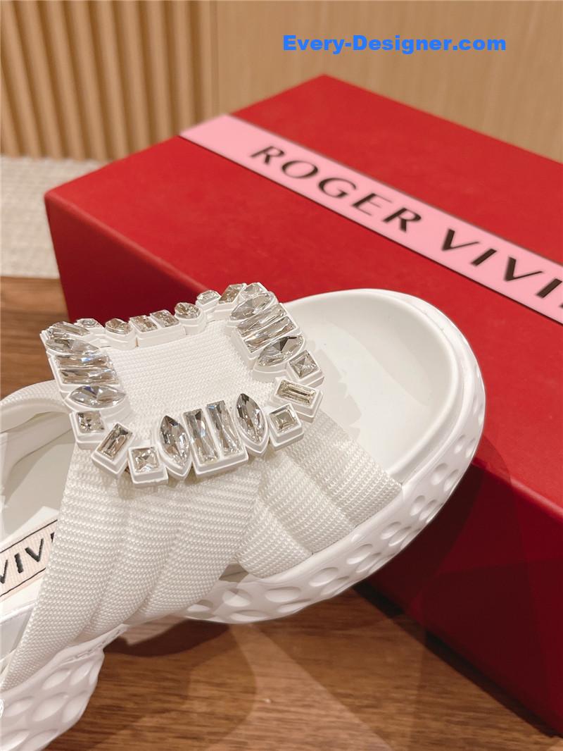roger u1u1er d1am0nd buckle platform sandals