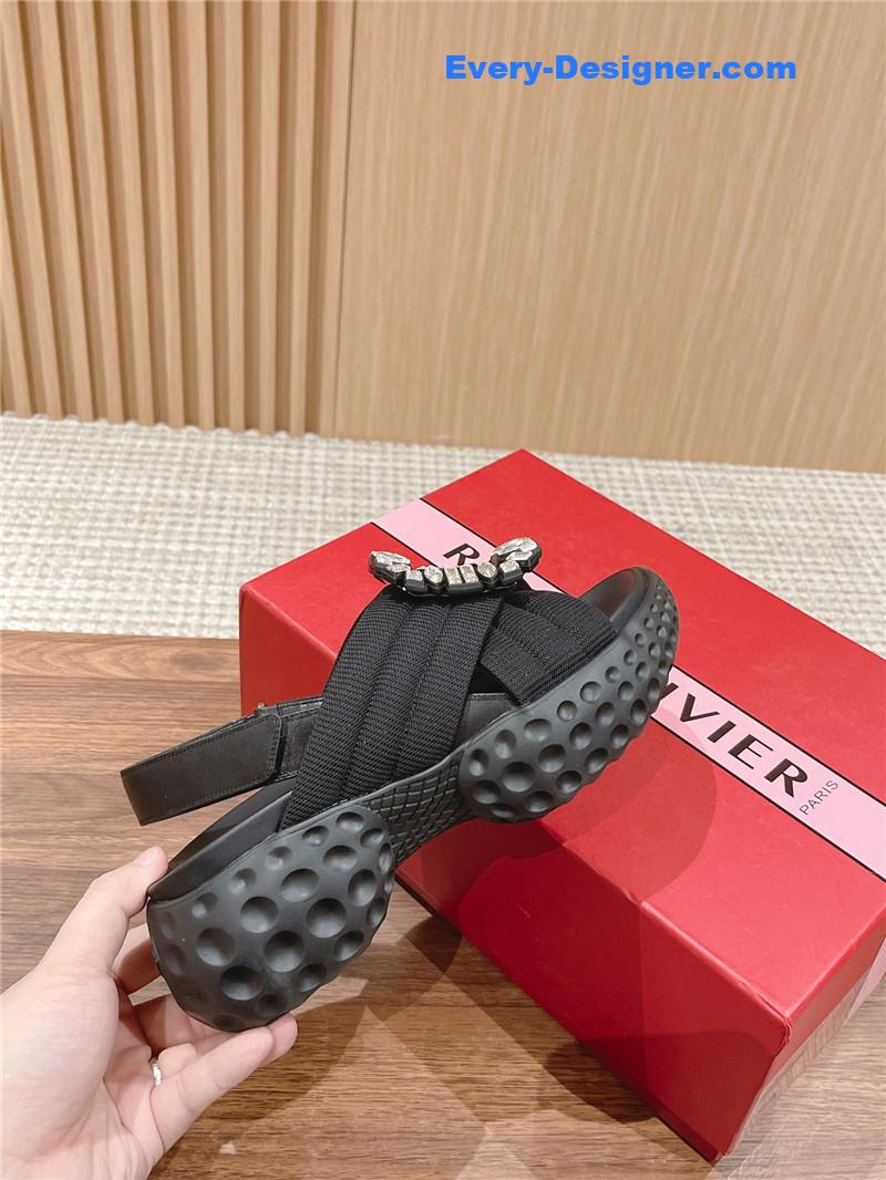 roger u1u1er d1am0nd buckle platform sandals