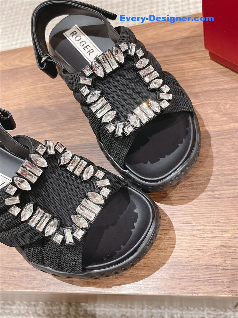 roger u1u1er d1am0nd buckle platform sandals