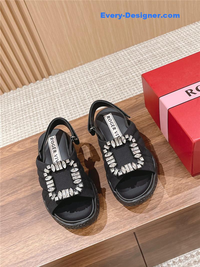 roger u1u1er d1am0nd buckle platform sandals