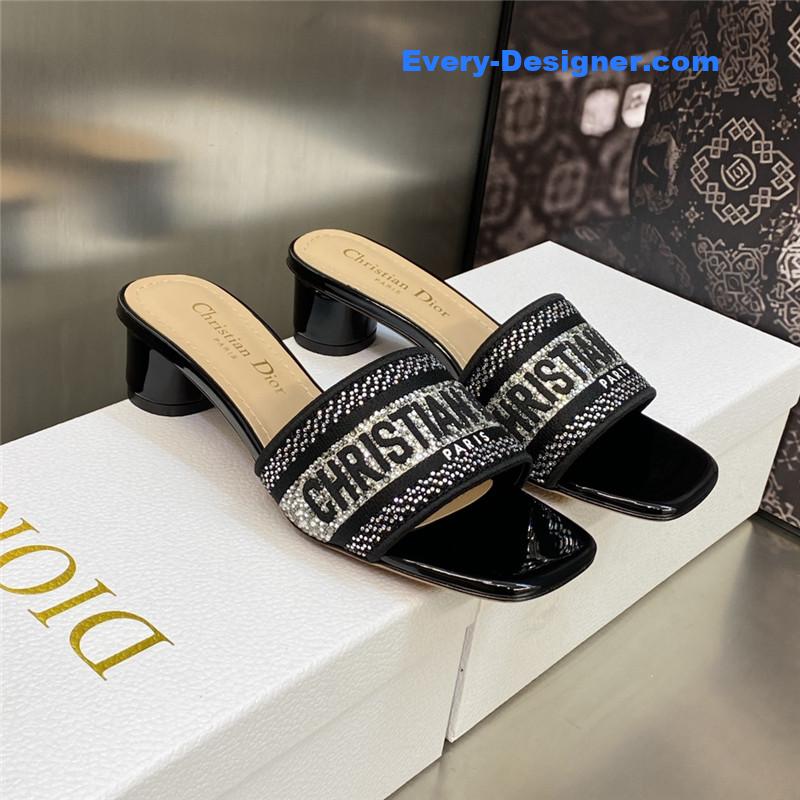 D10r new flip flops color matching women’s shoes