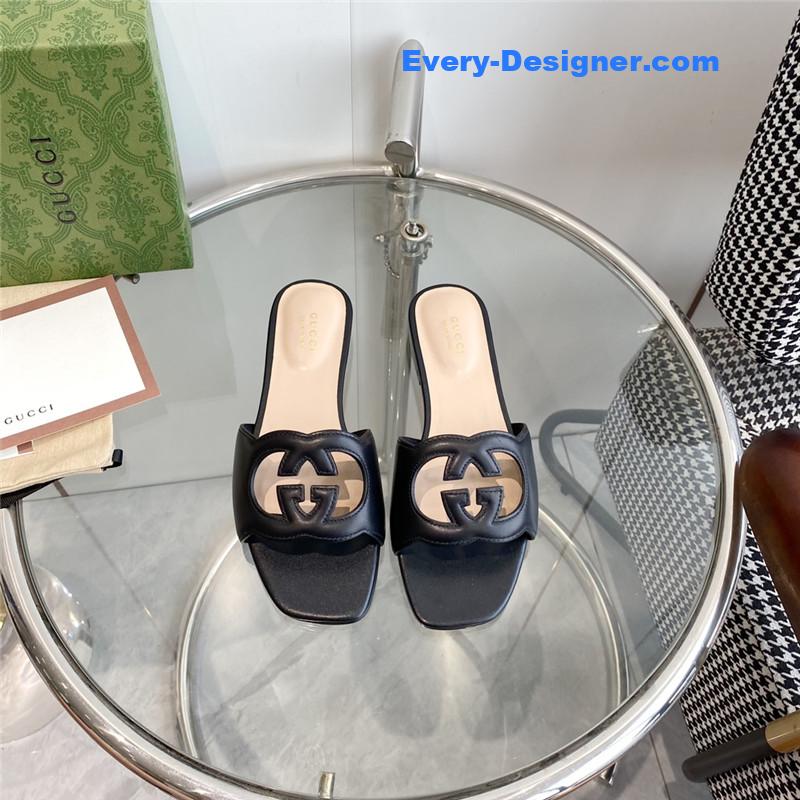 Gvc*1 interlocking gg cutout slides