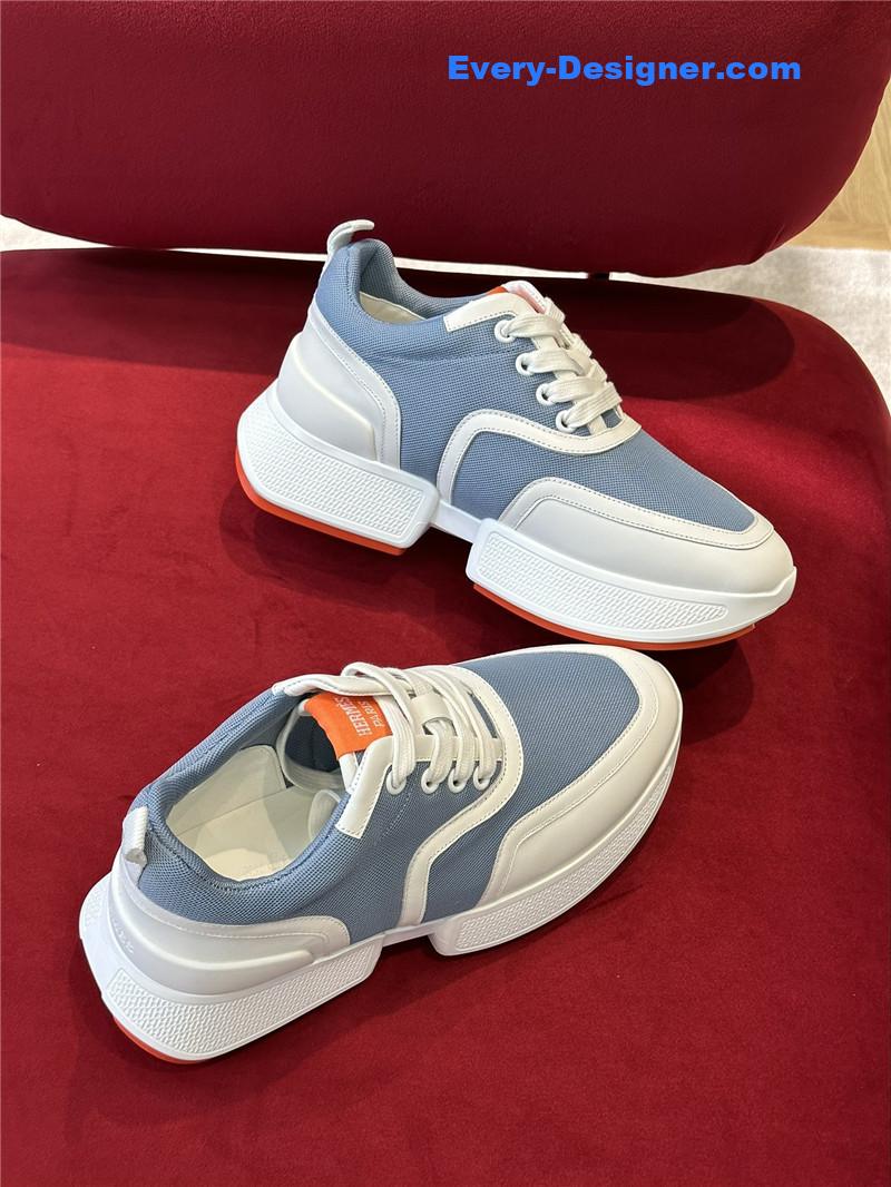 H**me5 new sneakers