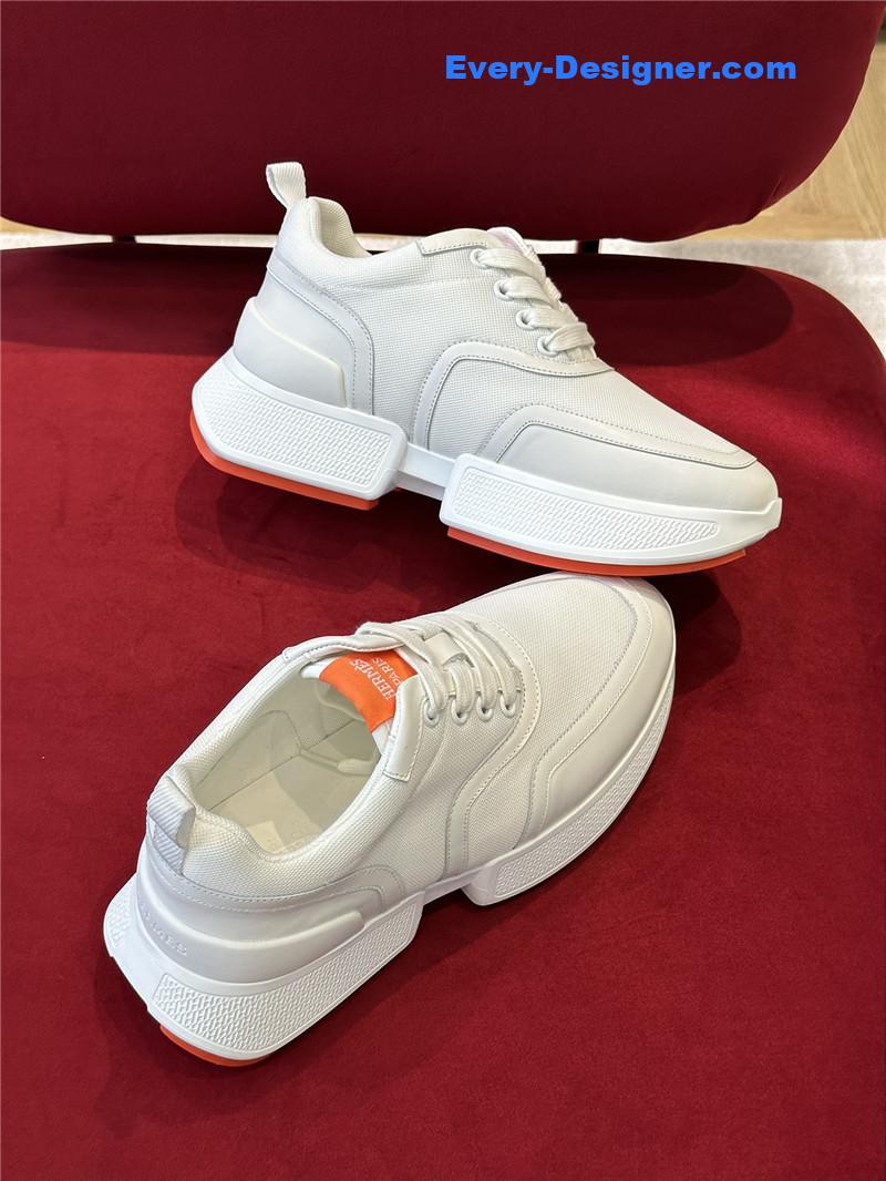 H**me5 new sneakers