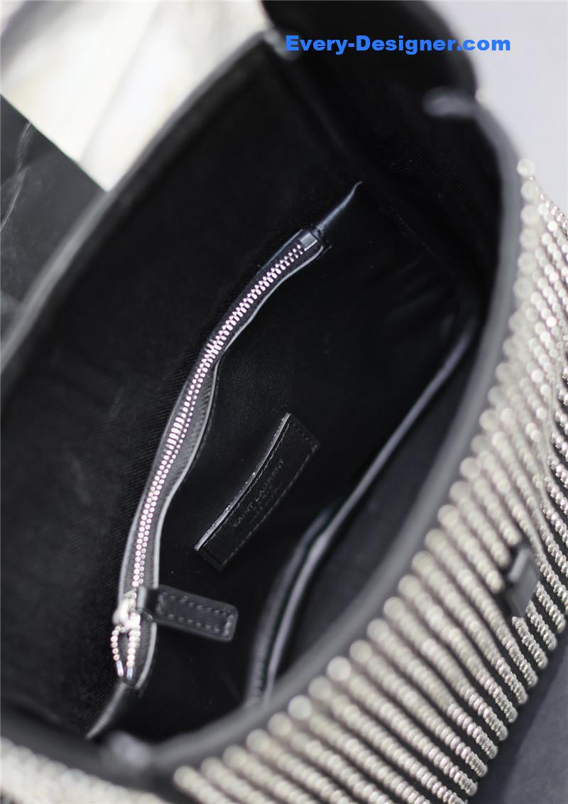 Y51 le 5a7 hobo bag