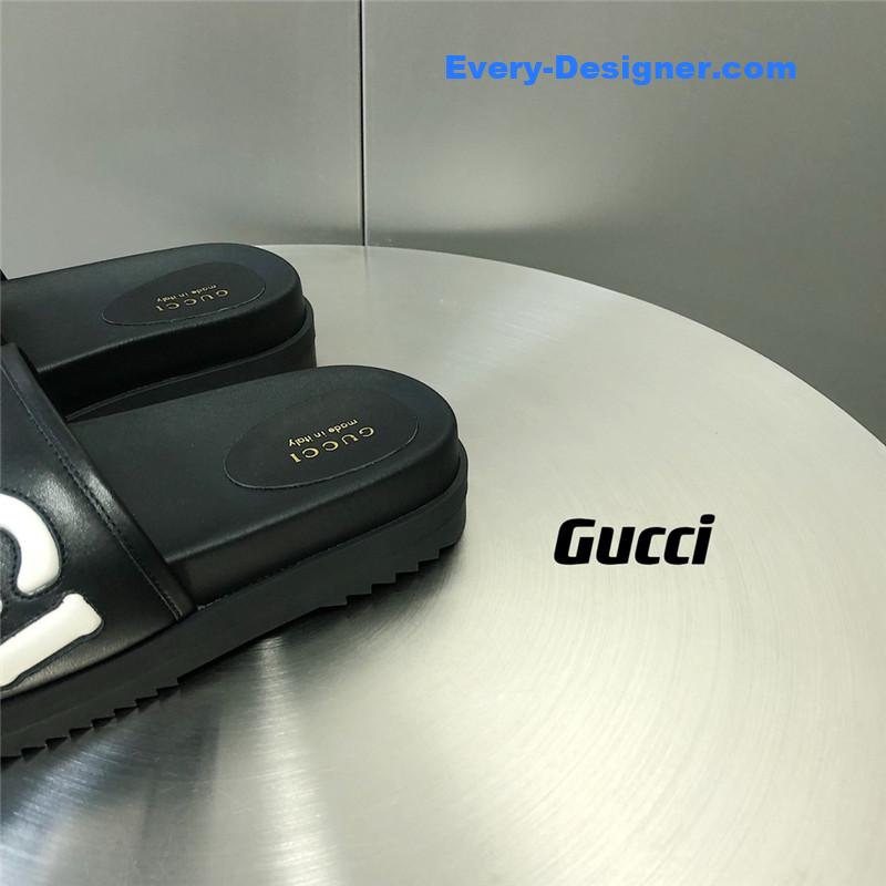 Gvc*1 letter logo platform slippers