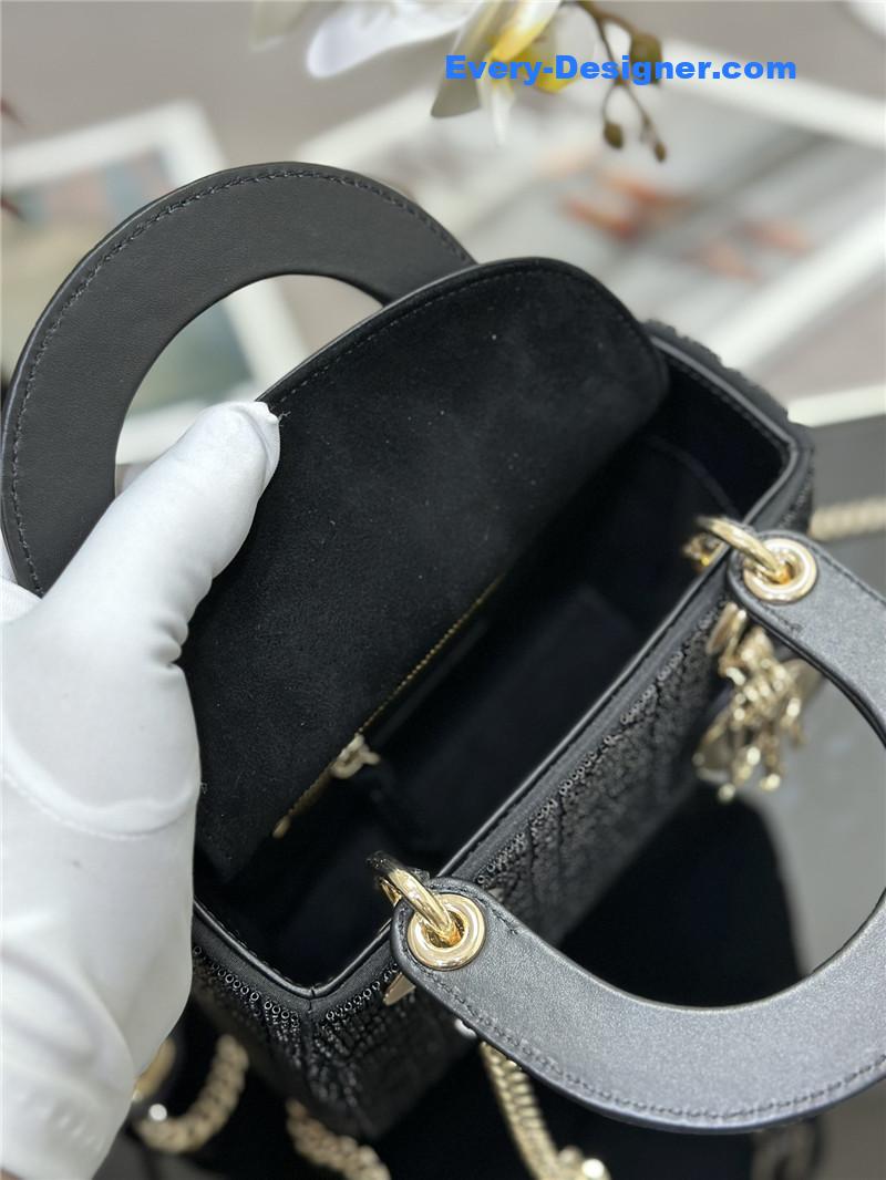 lady D10r triple embroidered beads tube bag