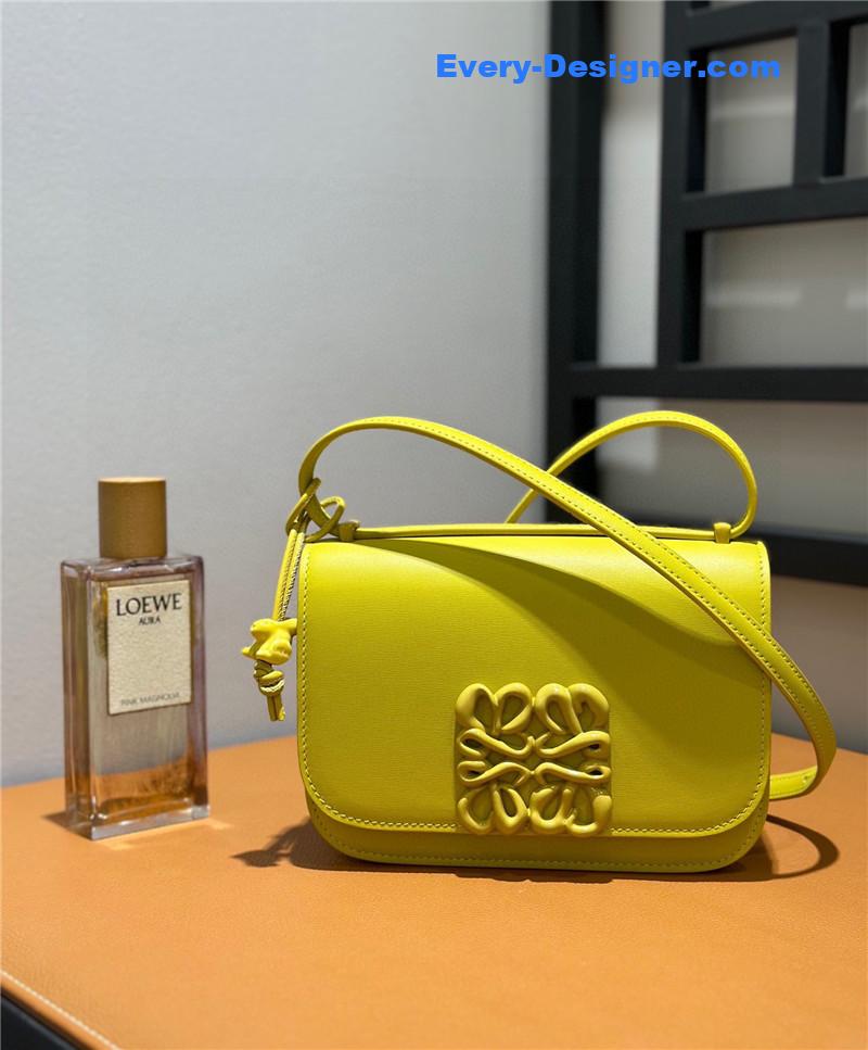 L0ew* goya bag