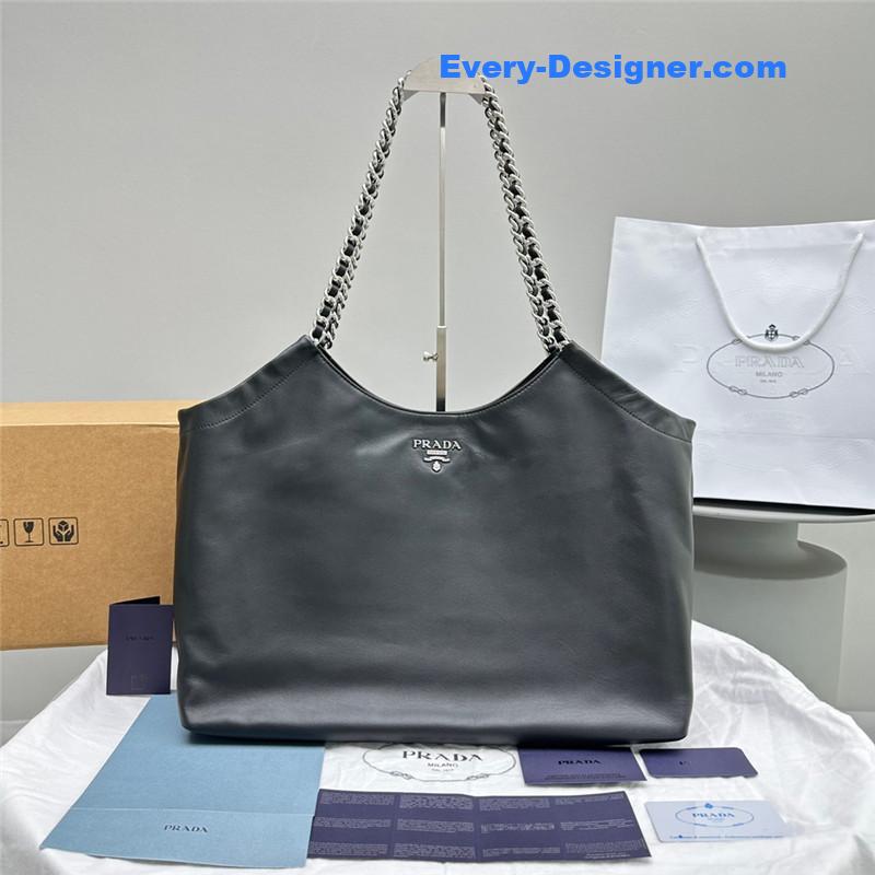Pra*a hobo bag
