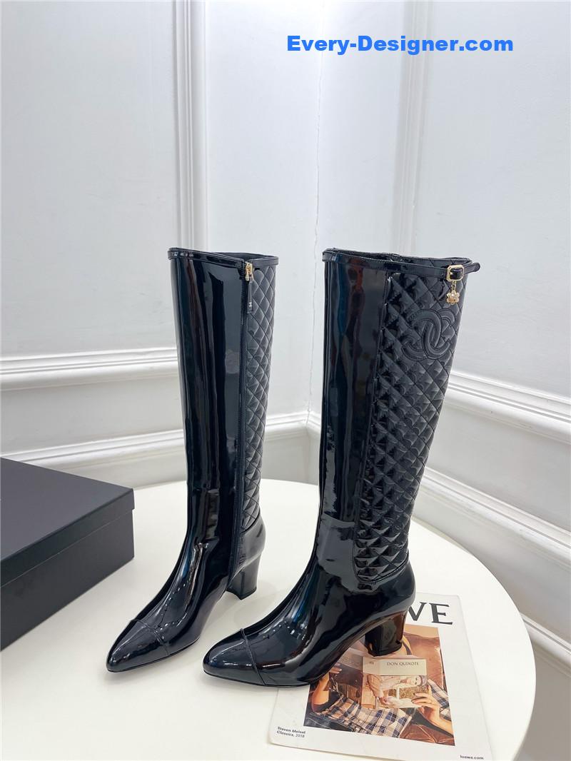 CC classic embroidered chunky heel boots
