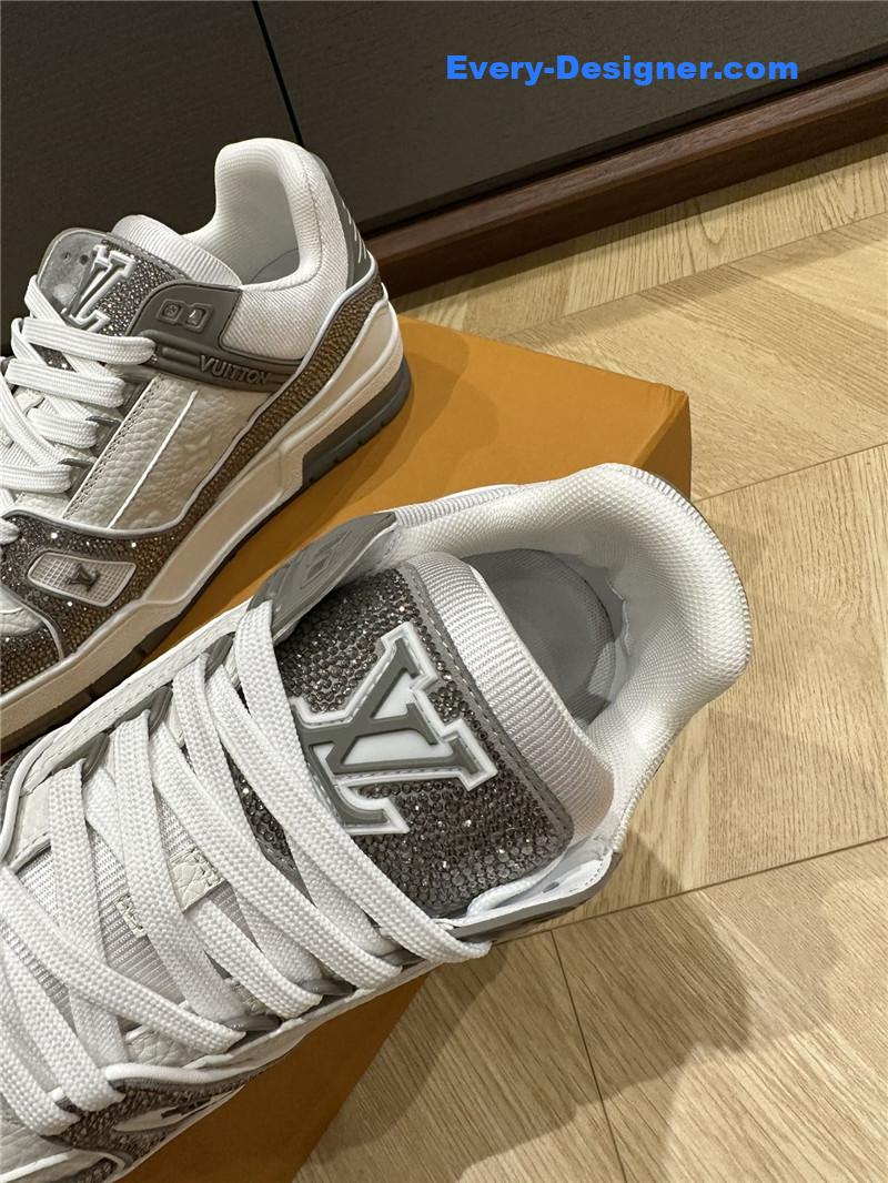 l0vis Vvtt0n lv  trainer sneakers