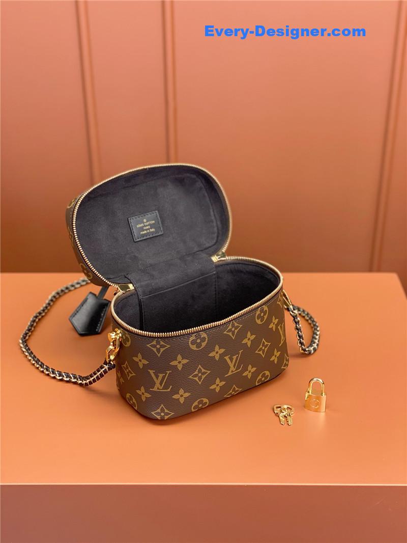 l0vis Vvtt0n lv vanity bag