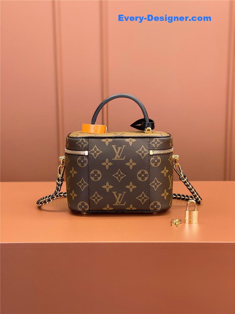 l0vis Vvtt0n lv vanity bag