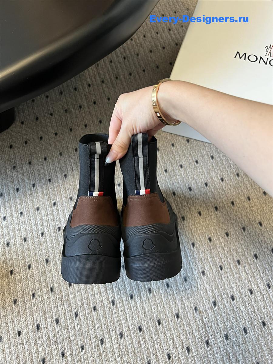 Moncler Outdoor Off-road Boots in Brown